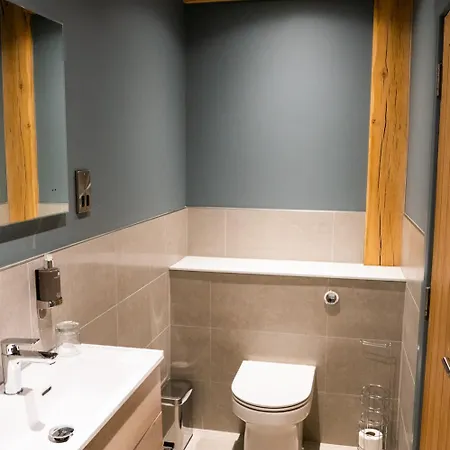 The Oakwood At Ryther Apartment *